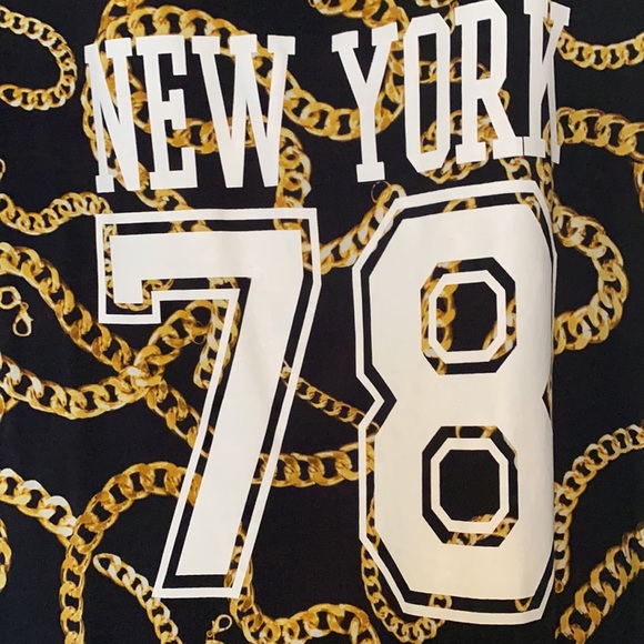 H&M Top - Picture 4 of 5